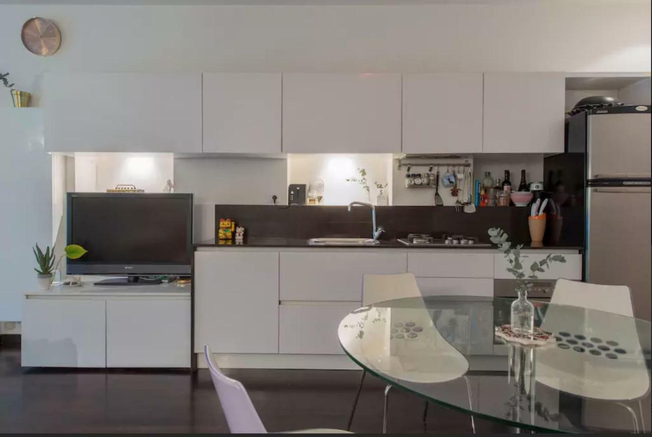 Lovely Apartment In The Heart Of Milano Exterior foto